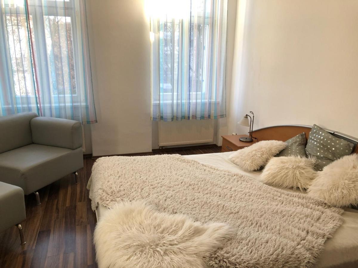 Apartmany Galeta カルロヴィ・ヴァリ エクステリア 写真