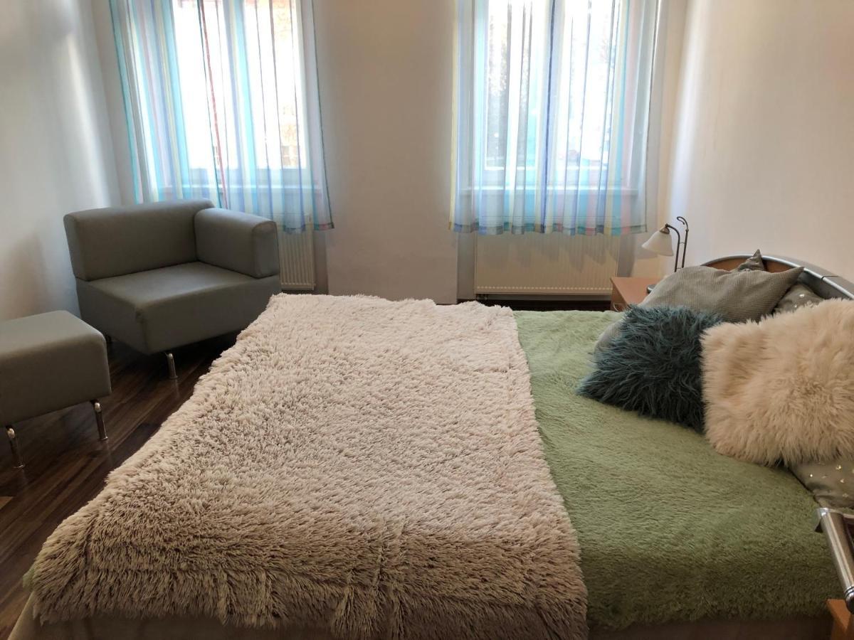 Apartmany Galeta カルロヴィ・ヴァリ エクステリア 写真