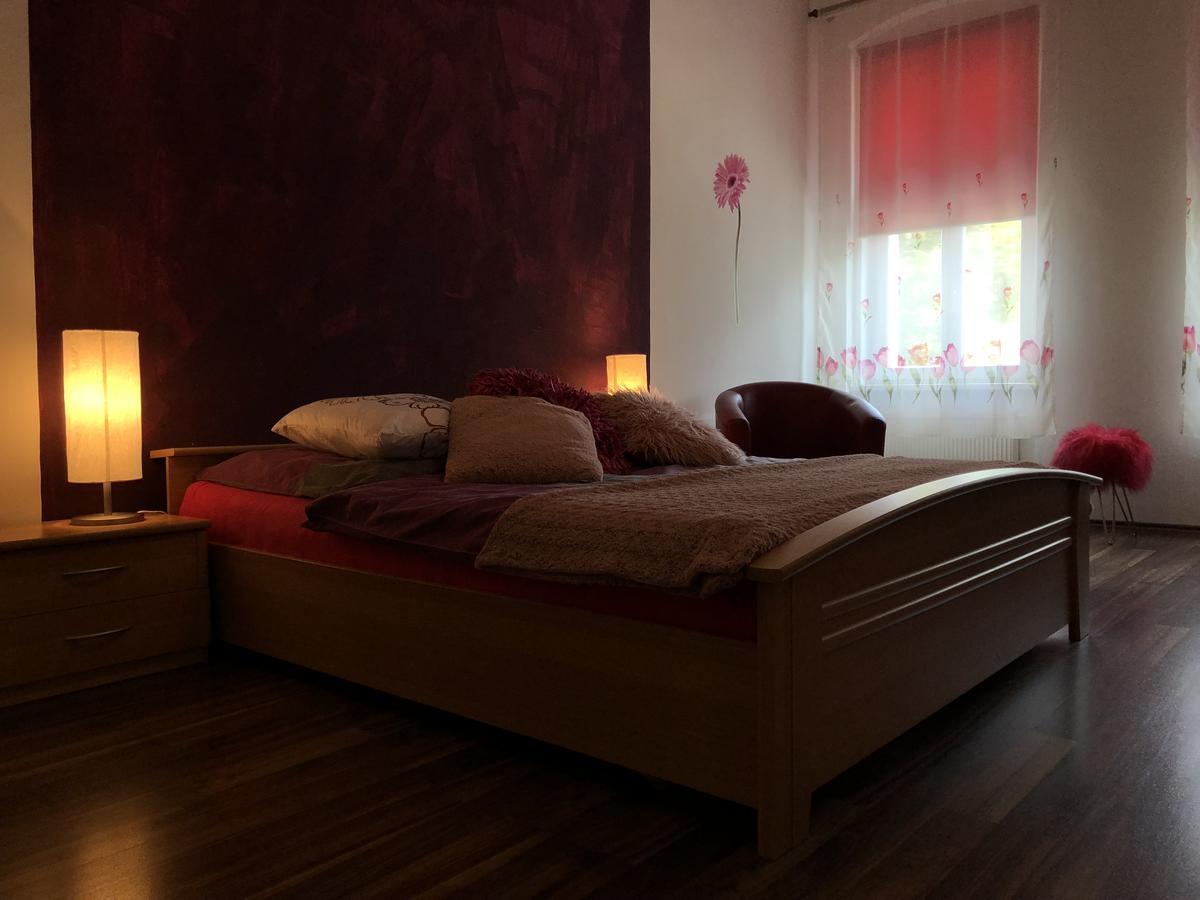 Apartmany Galeta カルロヴィ・ヴァリ エクステリア 写真